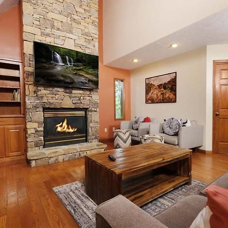 Gateway To The Smokies Villa พิเจนฟอร์จ ภายนอก รูปภาพ